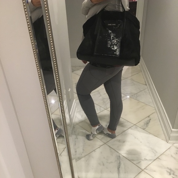 Authentic black shearling Jimmy Choo shoulder bag - Picture 8 of 8